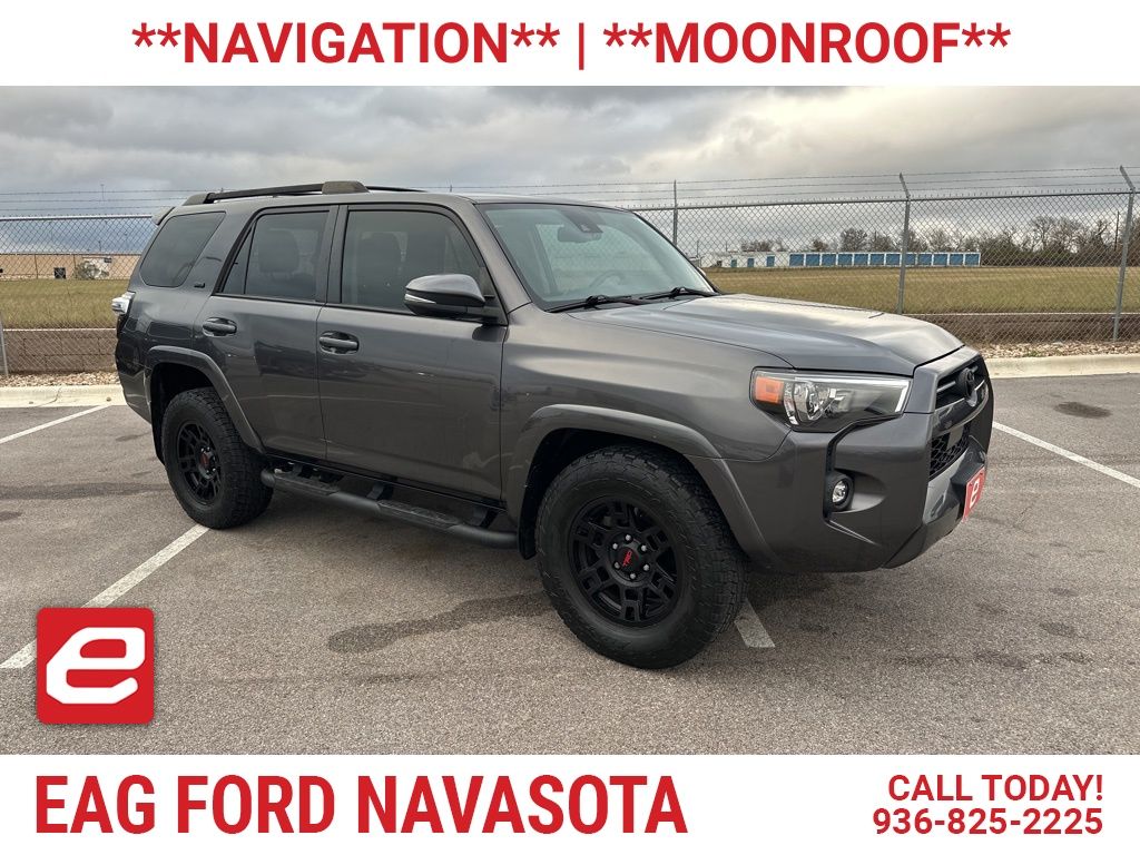 2022 Toyota 4Runner SR5 Premium's photo