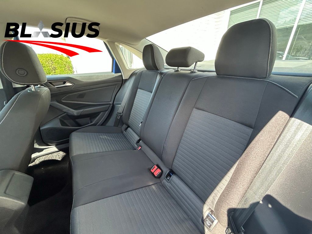 2024 Volkswagen Jetta 1.5T S photo 18