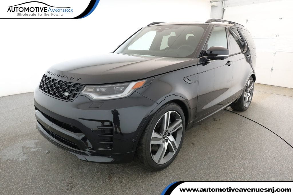 2024 Land Rover Discovery Dynamic SE's photo