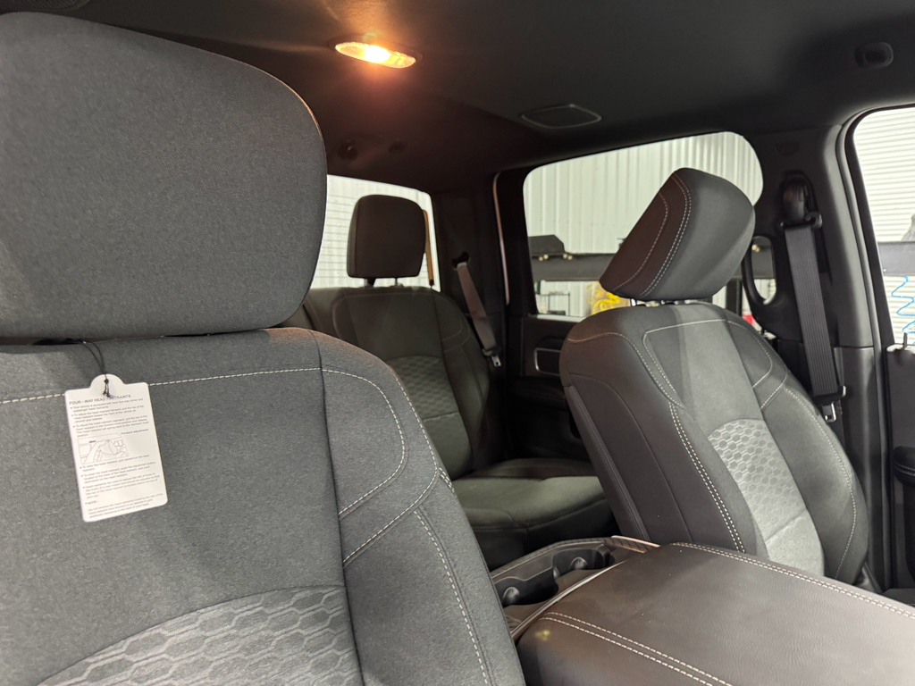 2025 Ram 3500 Big Horn photo 21