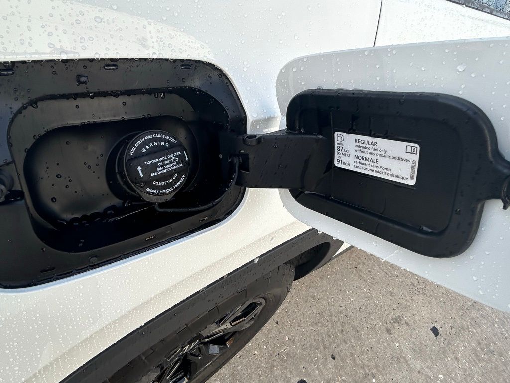 2025 Volkswagen Atlas Peak Edition SE photo 25
