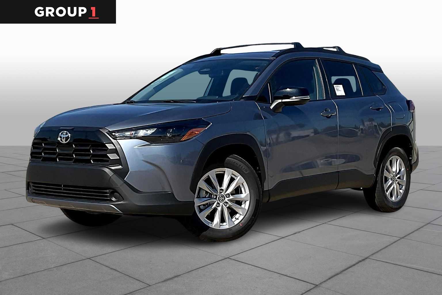 2026 Toyota Corolla Cross LE's photo