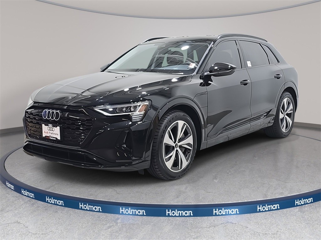 2024 Audi Q8 e-tron
