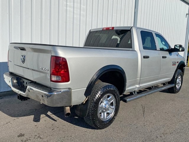 2017 Ram 3500 Tradesman photo 3