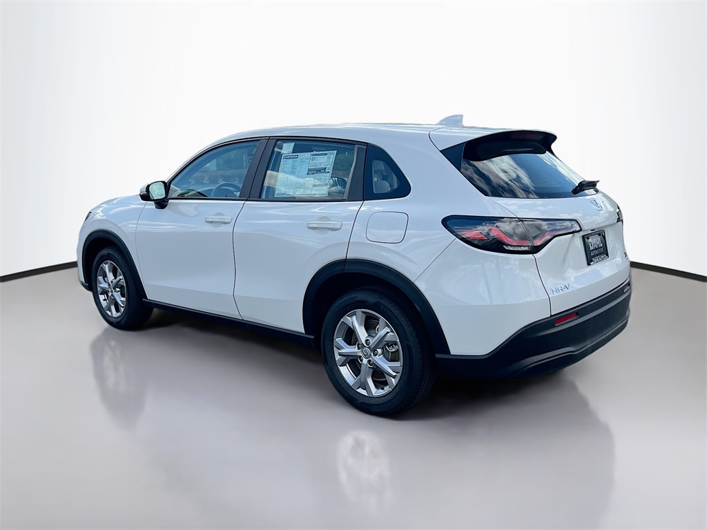 2025 Honda HR-V LX photo 5