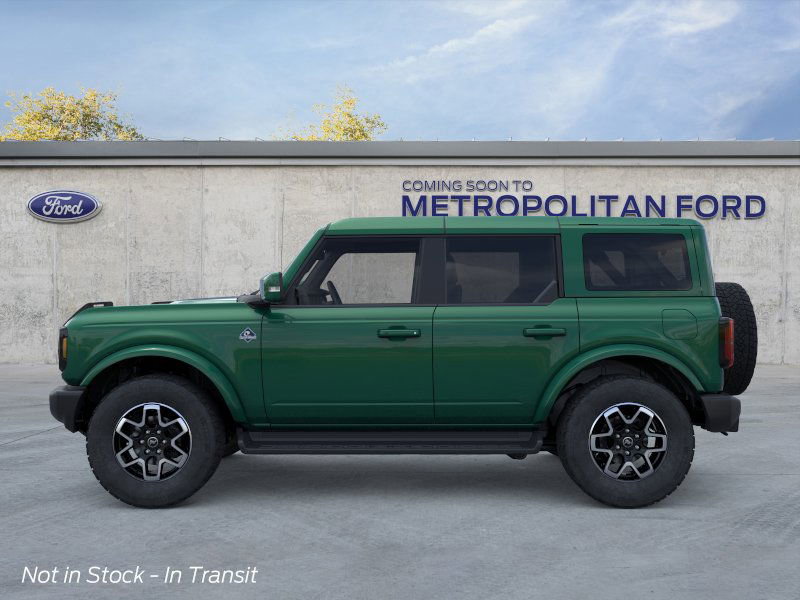 2025 Ford Bronco Outer Banks photo 3