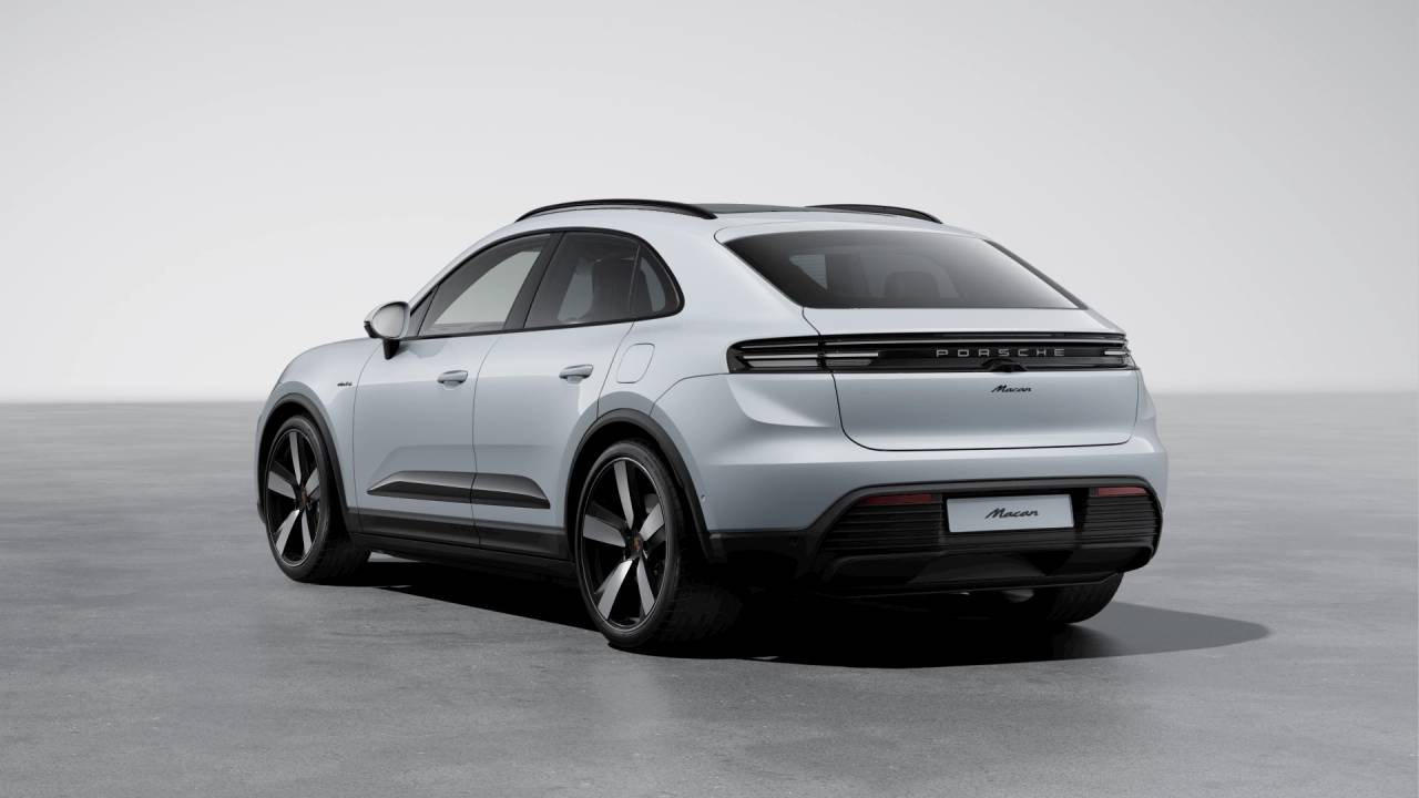 2026 Porsche Macan Electric photo 2