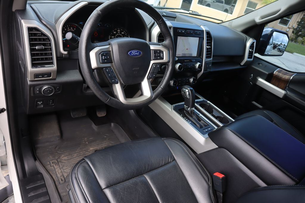 2019 Ford F-150 Lariat photo 10