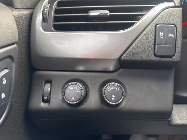2019 Chevrolet Tahoe LS photo 21