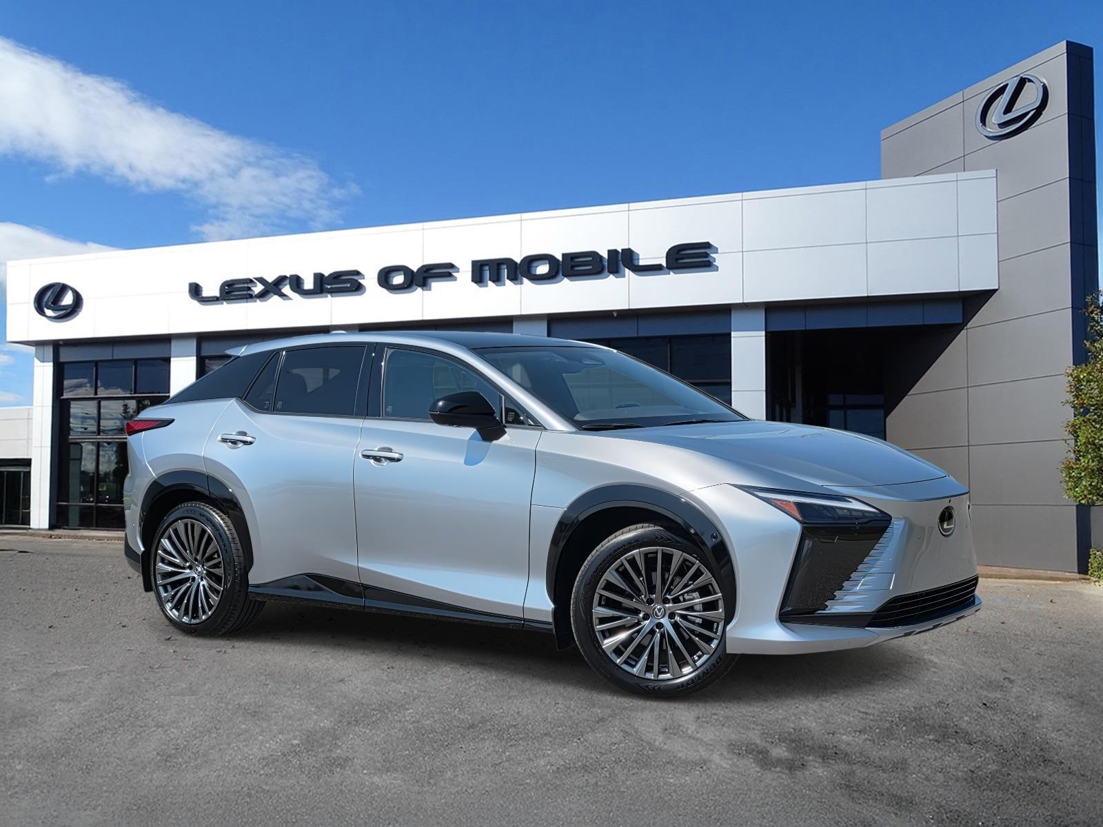 2023 Lexus RZ Luxury's photo