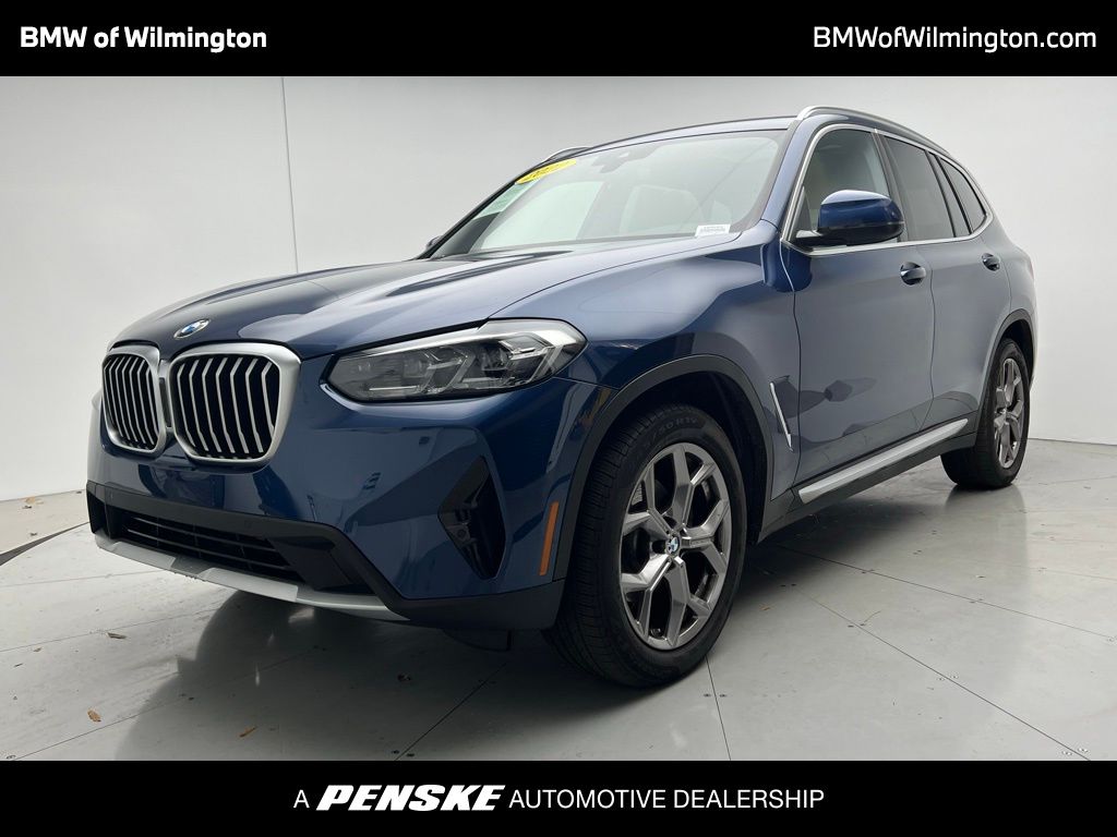 2022 BMW X3 30i's photo