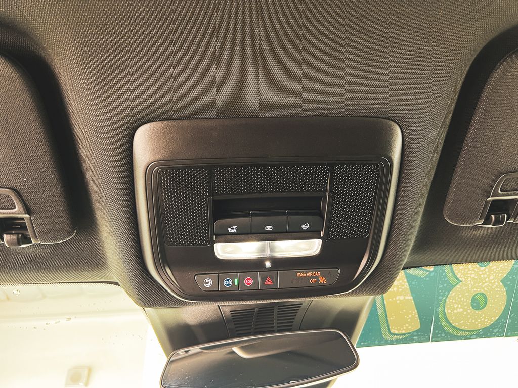 2025 Honda Prologue Touring photo 22