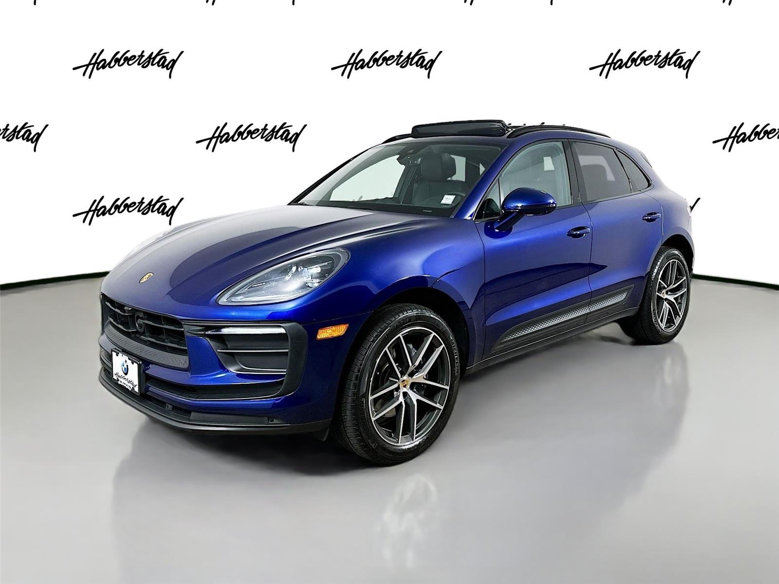 2024 Porsche Macan T's photo