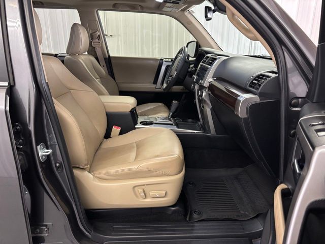 2022 Toyota 4Runner Limited photo 24