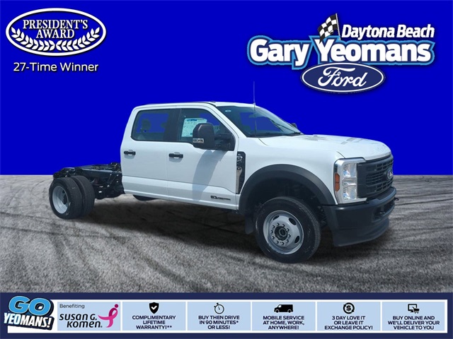 2025 Ford F-450 Super Duty Chassis Cab XL's photo
