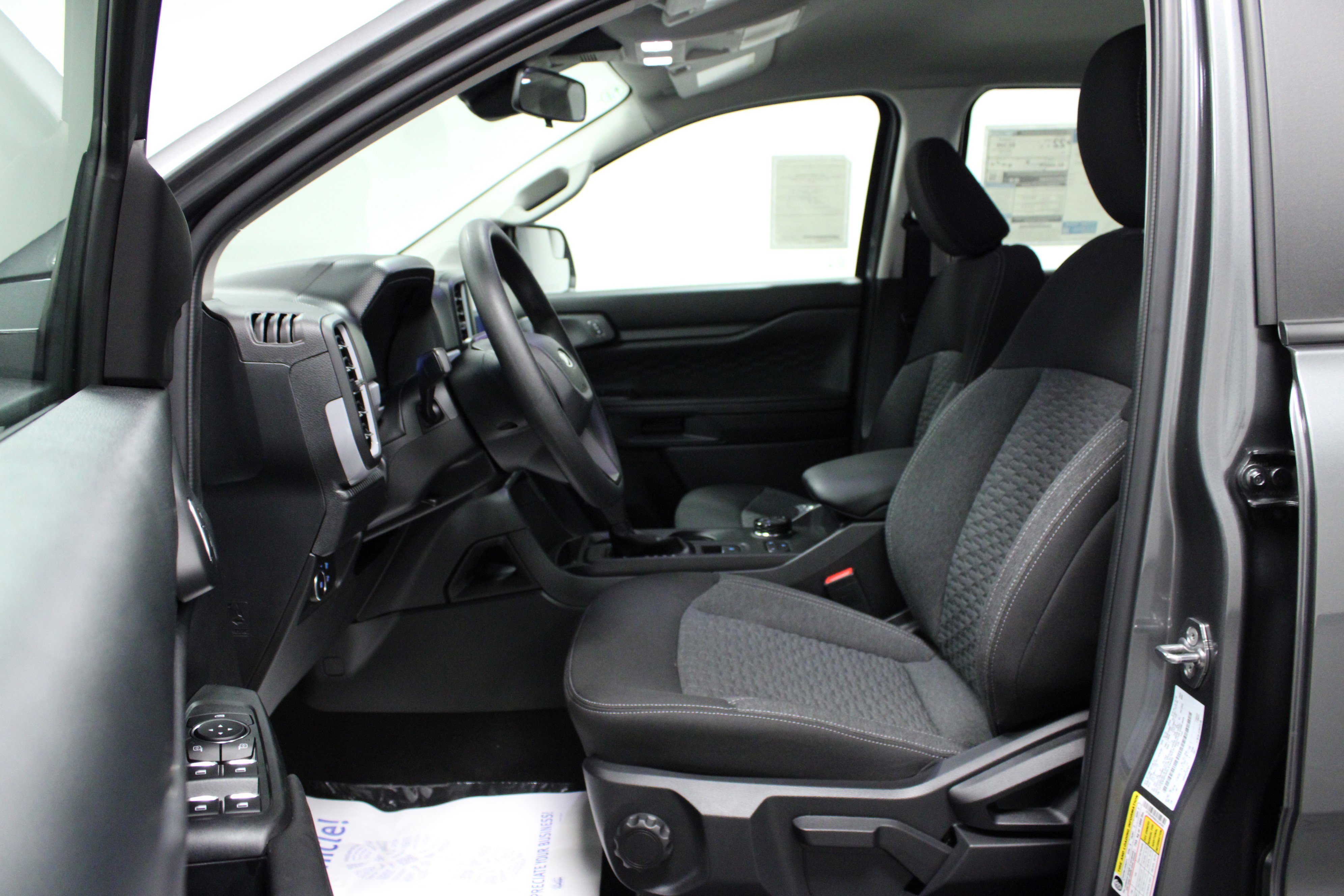 2025 Ford Ranger XL photo 10
