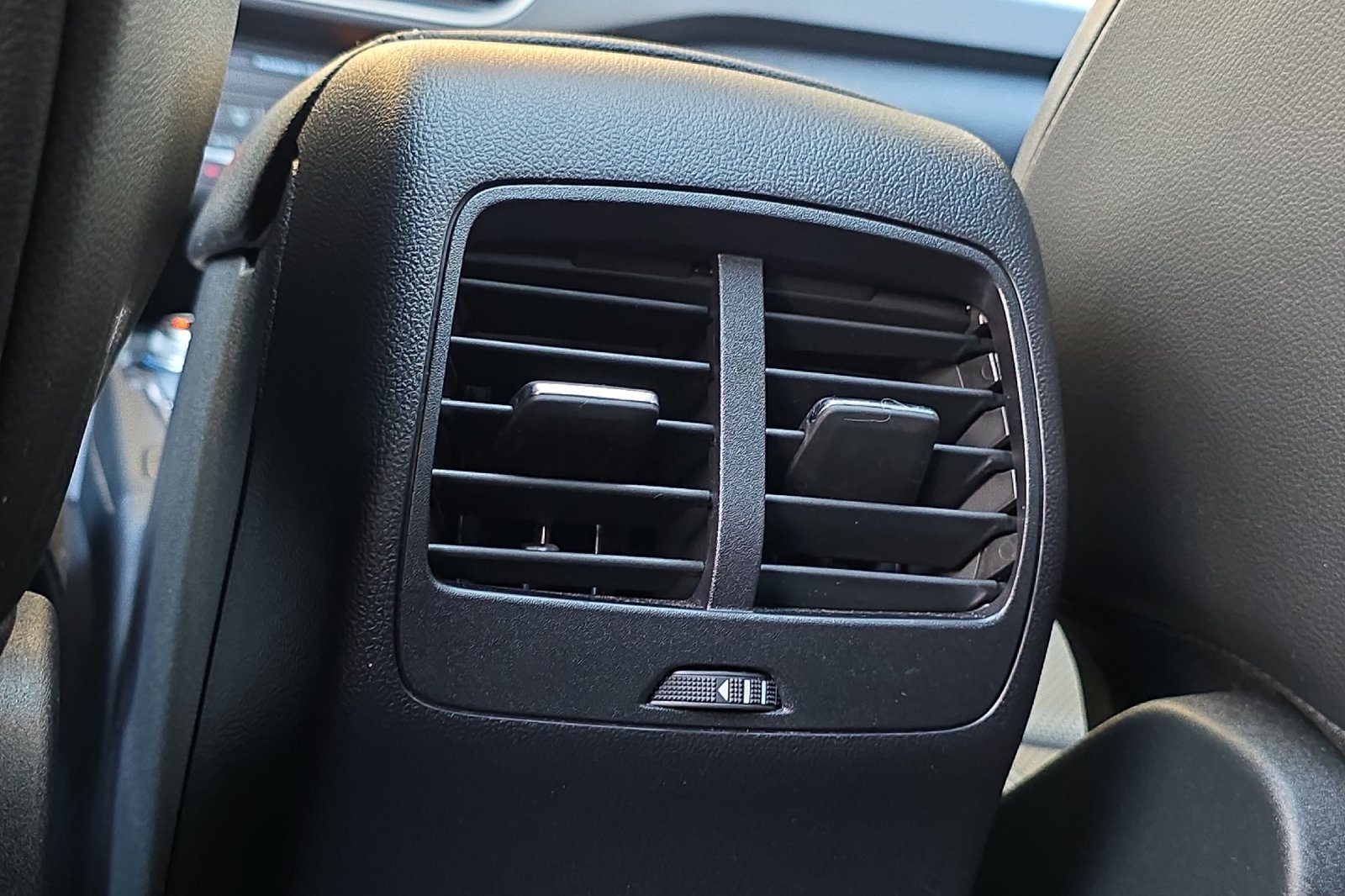2020 Ford Escape SE Sport Hybrid photo 13
