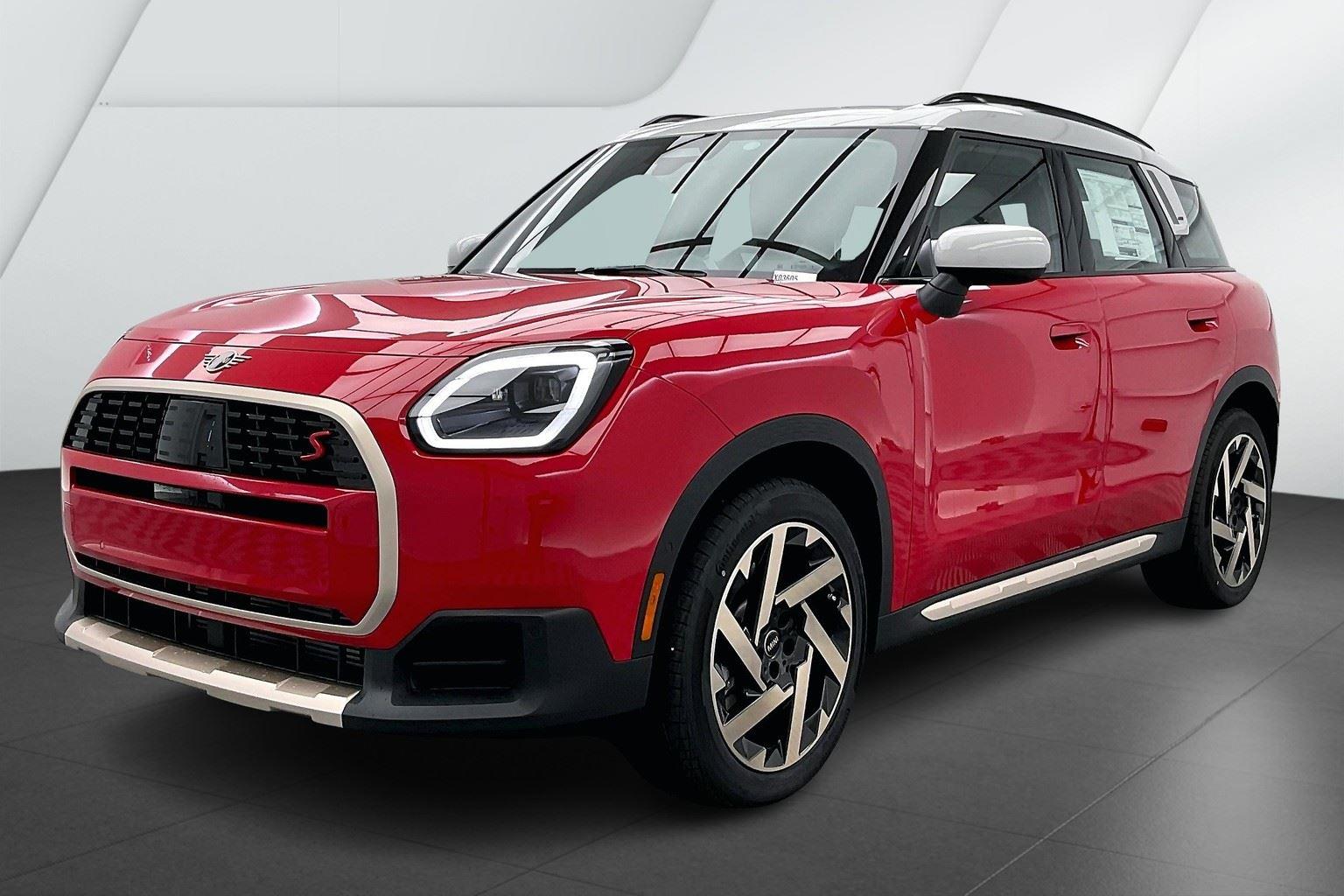 2025 MINI Countryman S's photo