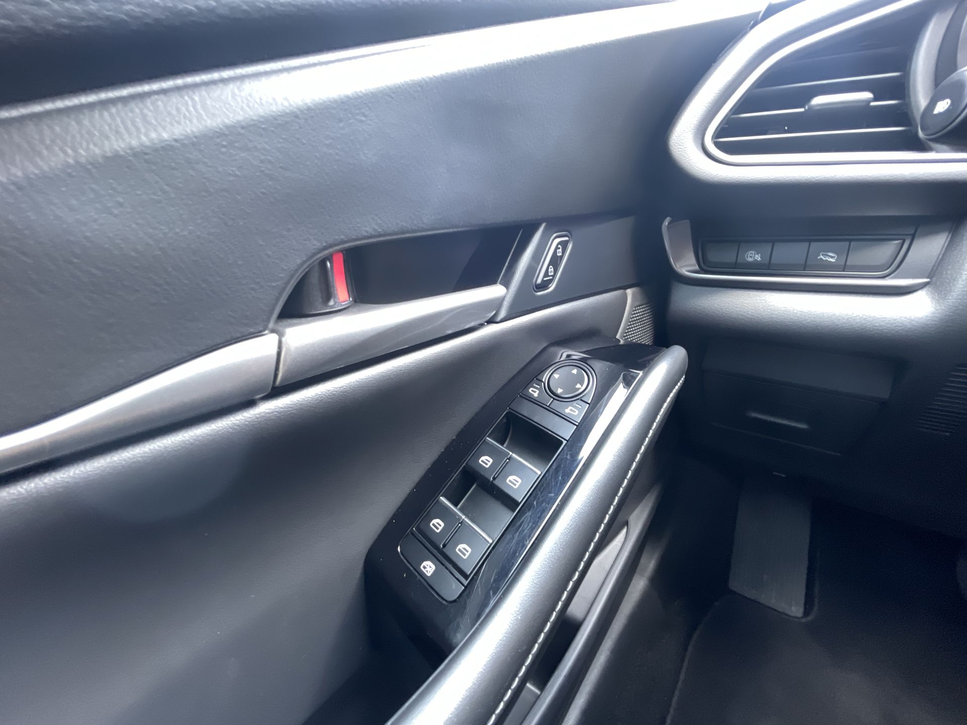2024 Mazda CX-30 2.5 Select Sport photo 46