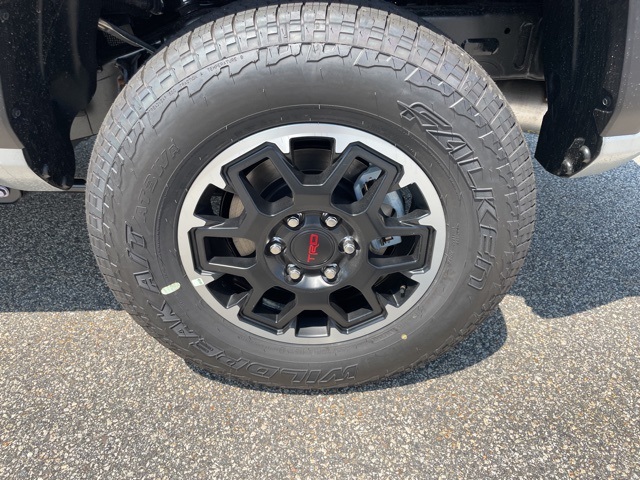 2025 Toyota Tacoma TRD Off-Road 4x4 Double Cab photo 8