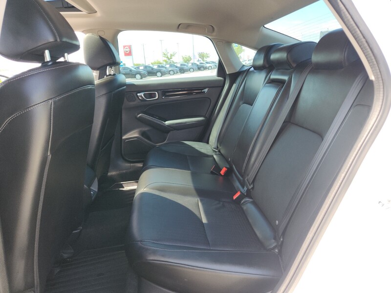 2022 Honda Civic Touring photo 13