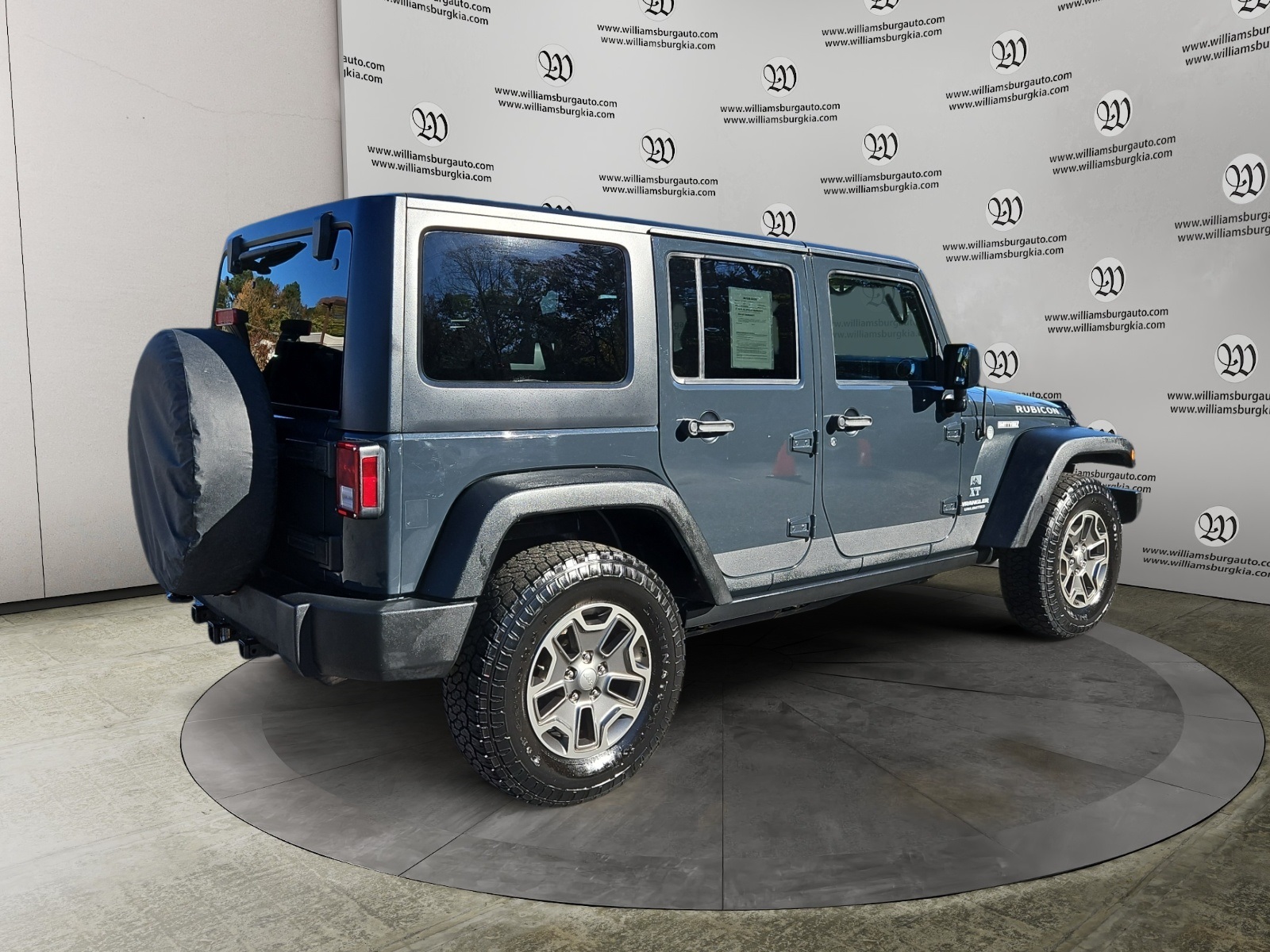 2017 Jeep Wrangler Unlimited Rubicon photo 3