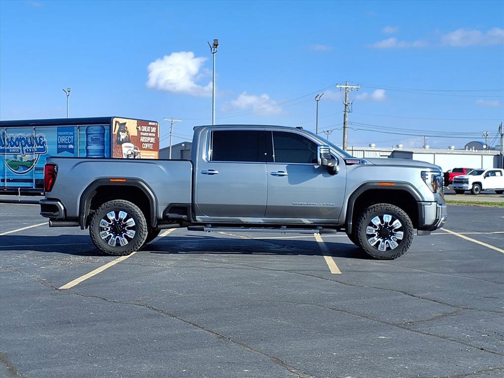 2024 Gmc Sierra HD Denali photo 3