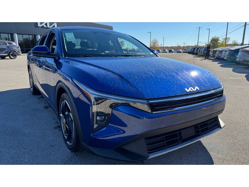 2025 Kia K4 EX's photo