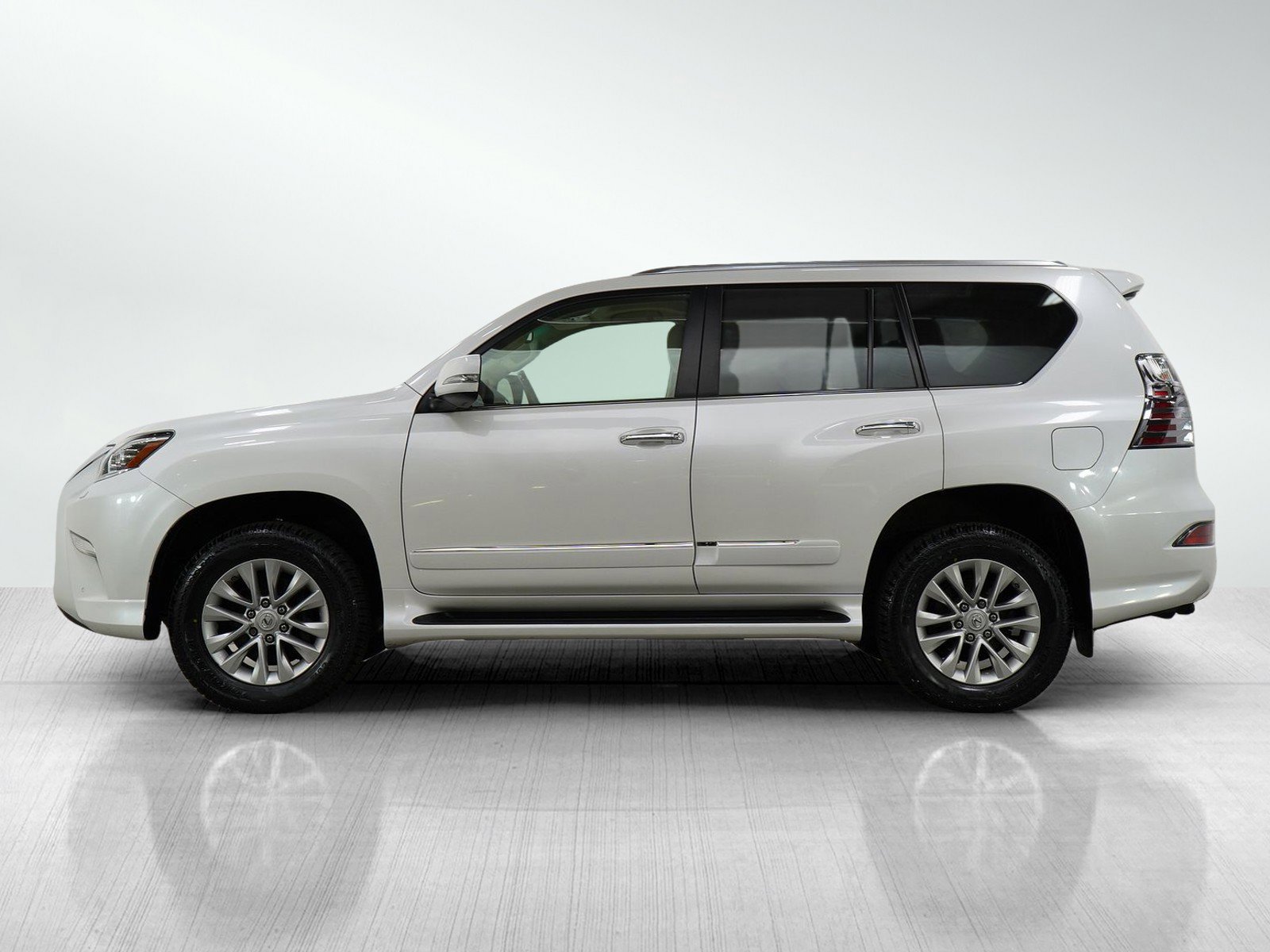Used 2019 Lexus GX Base with VIN JTJBM7FX4K5218133 for sale in Bloomington, Minnesota