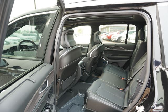 2024 Jeep Grand Cherokee Overland 4xe photo 15
