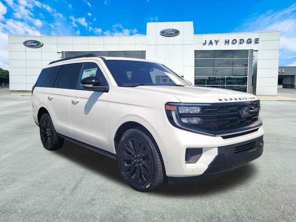 2025 Ford Expedition Platinum's photo