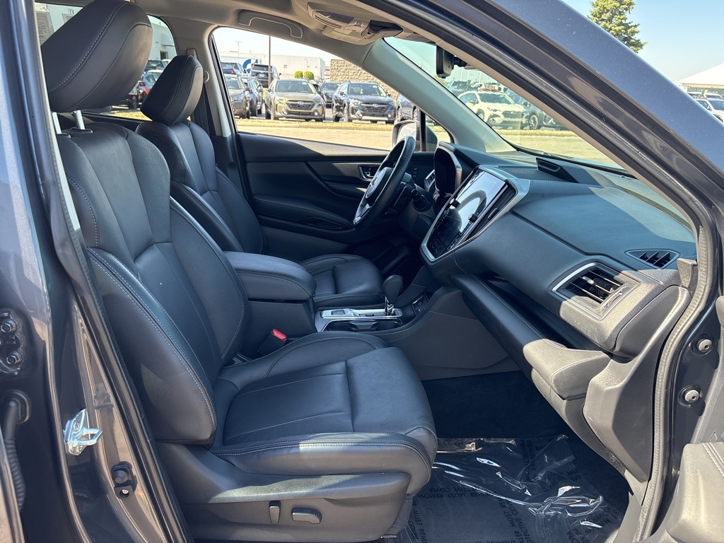 2023 Subaru Ascent Limited photo 10