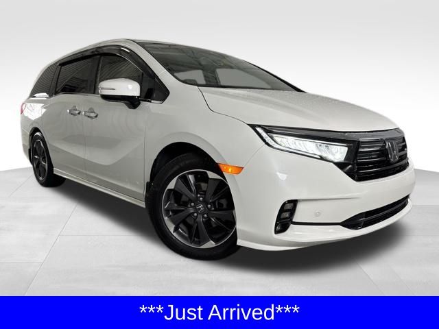 2022 Honda Odyssey Elite's photo