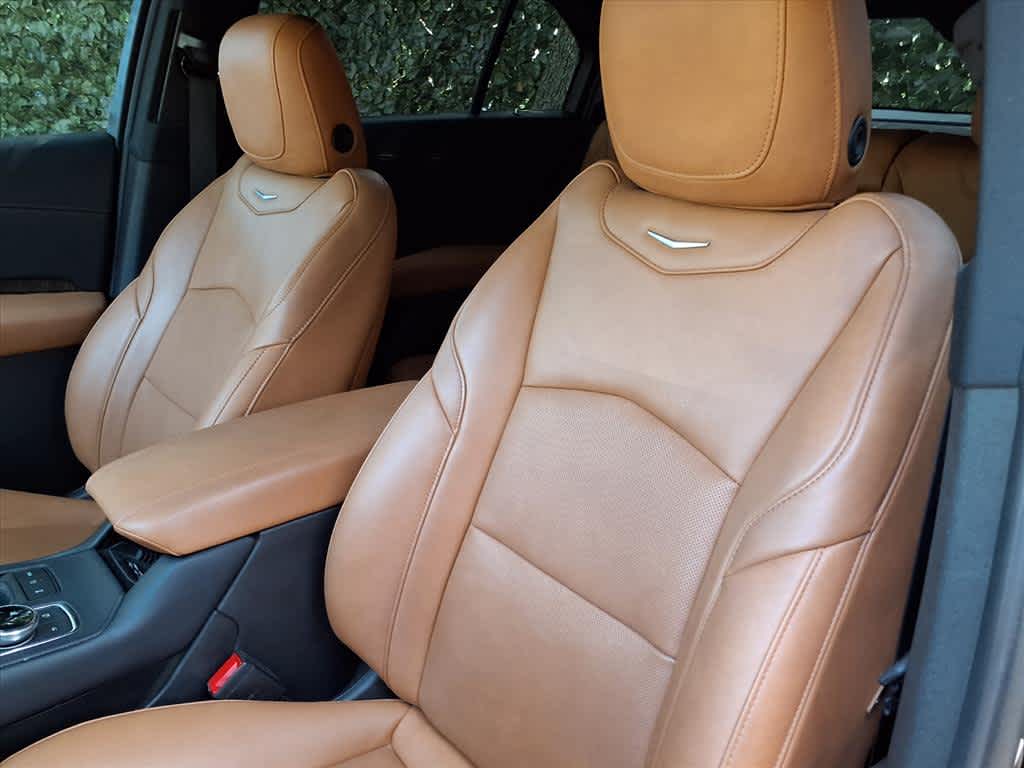 2022 Cadillac XT4 Premium Luxury photo 11