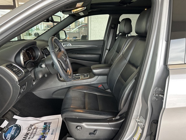 2019 Jeep Grand Cherokee Limited photo 16