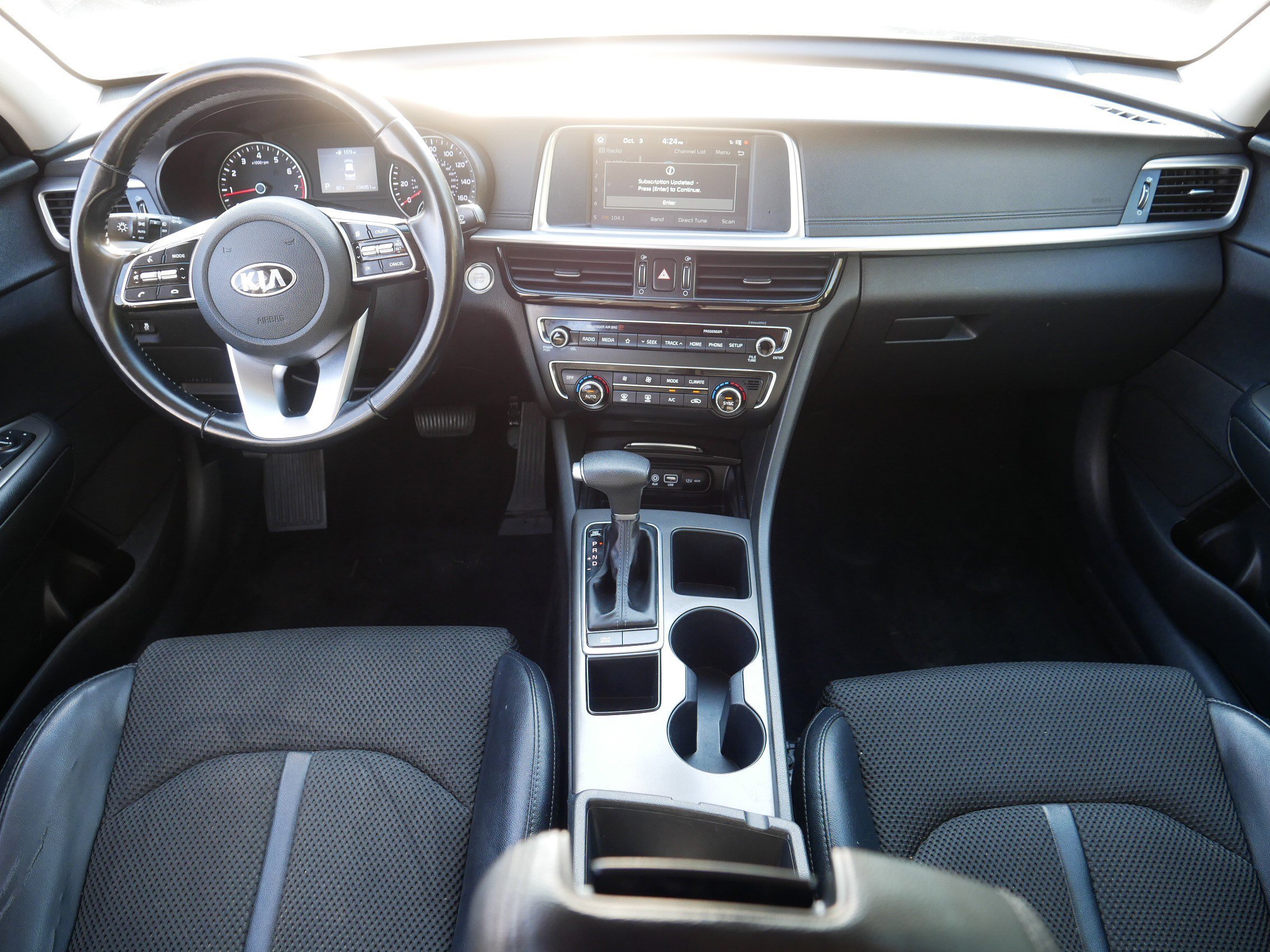 2019 Kia Optima S photo 10
