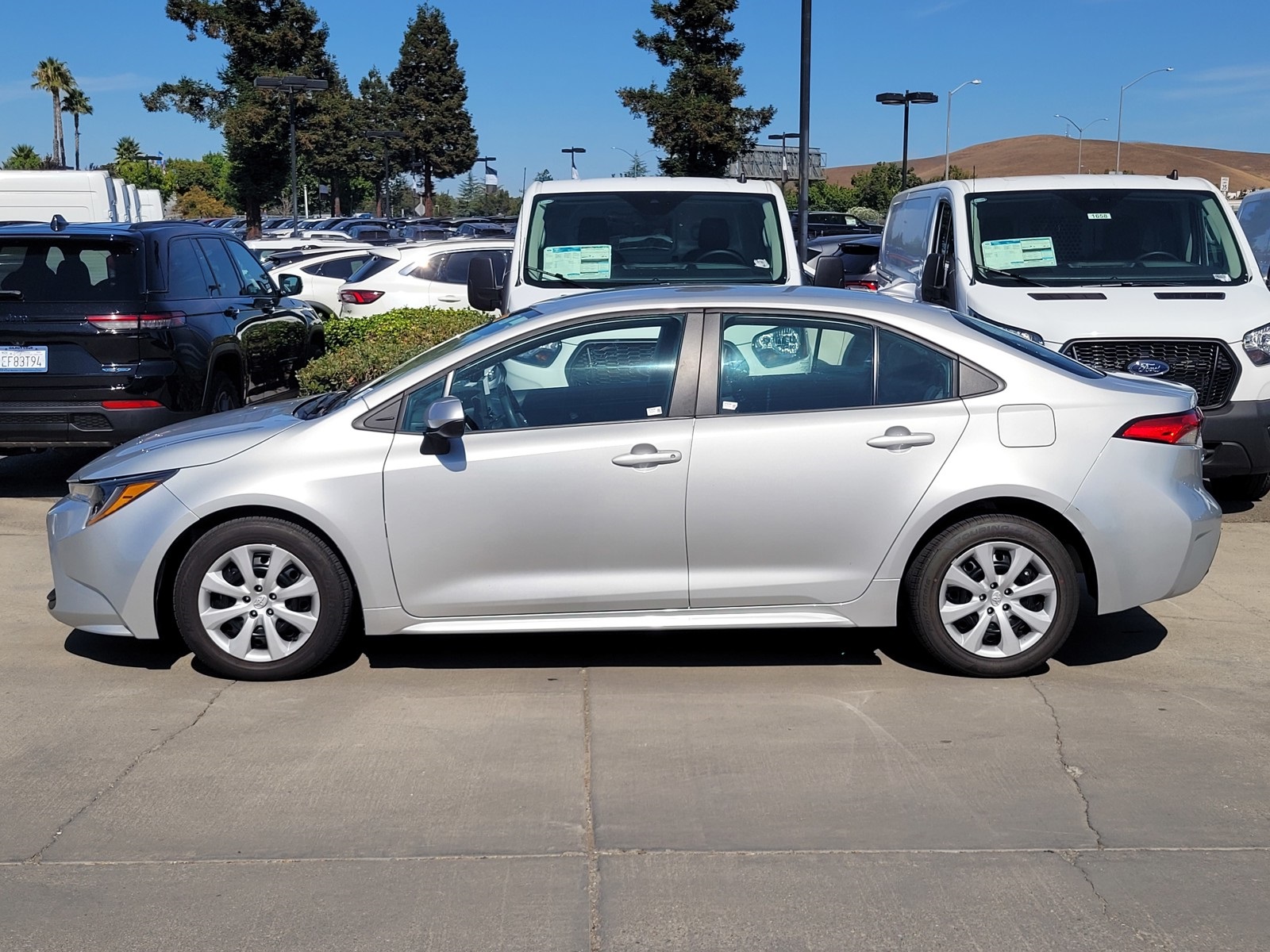 2024 Toyota Corolla LE photo 7