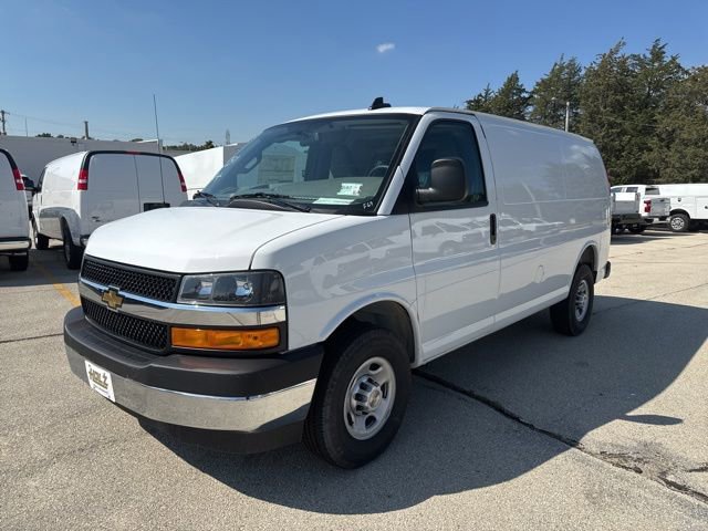 2025 Chevrolet Express Cargo Work Van's photo
