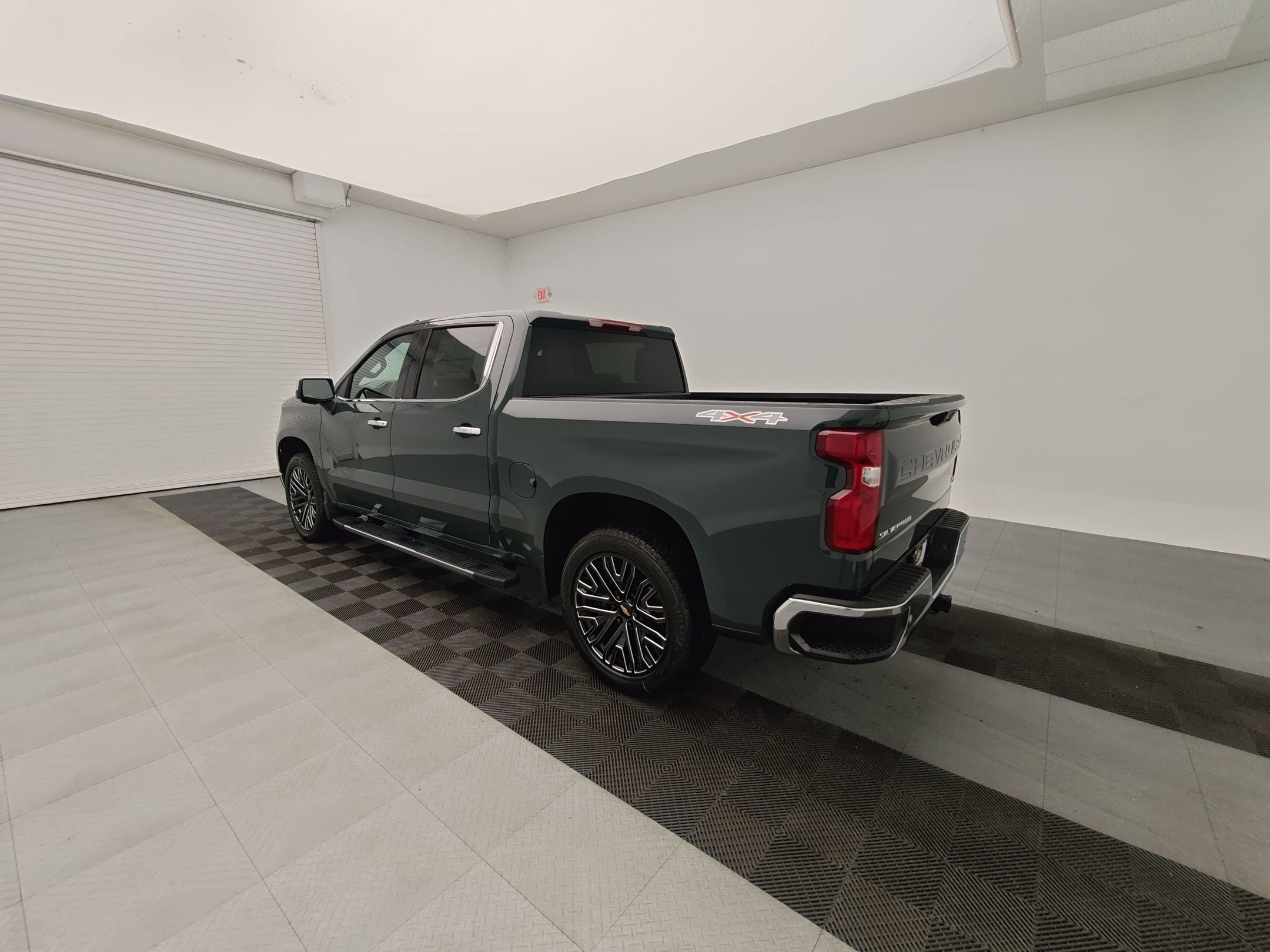 2026 Chevrolet Silverado 1500 photo 3