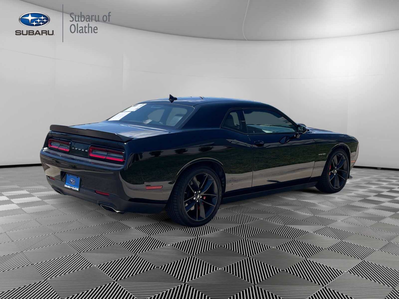 2022 Dodge Challenger R/T Shaker photo 10