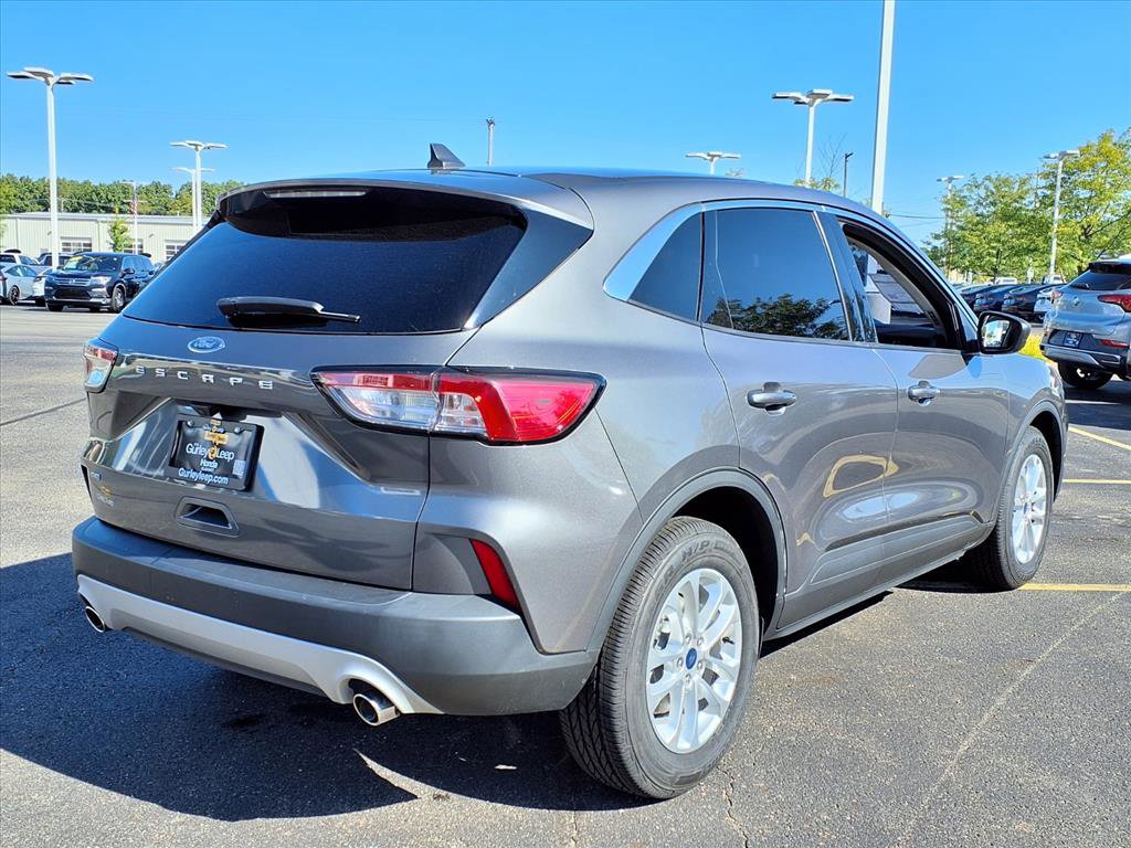 2022 Ford Escape SE photo 8