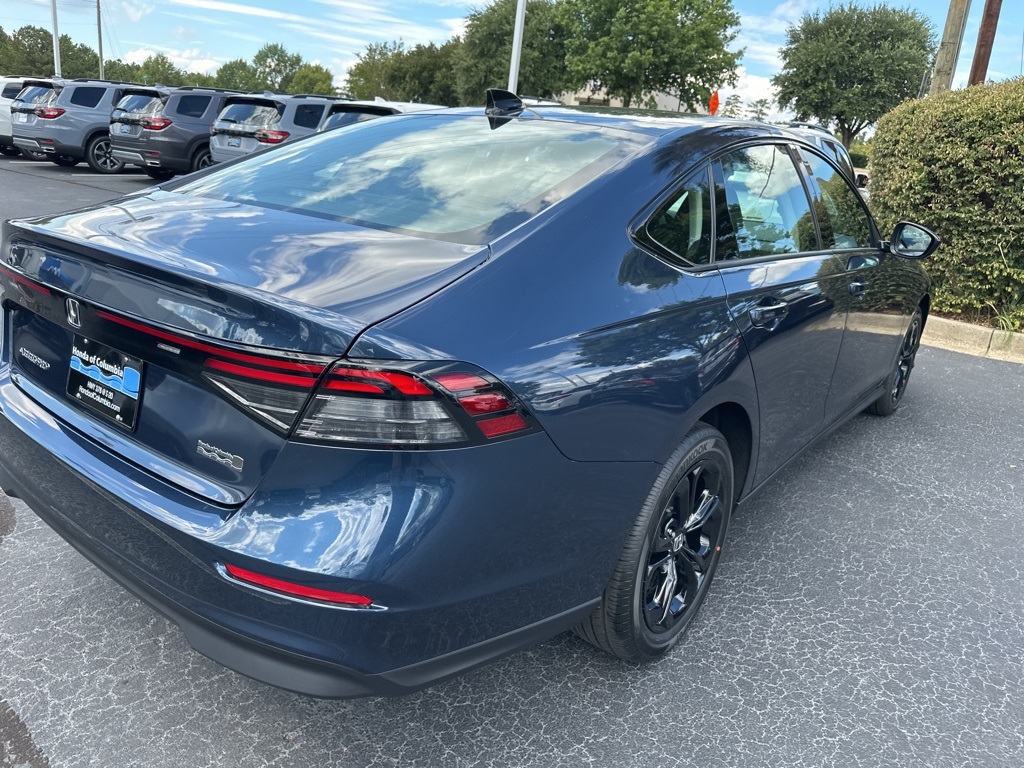 2025 Honda Accord SE photo 3
