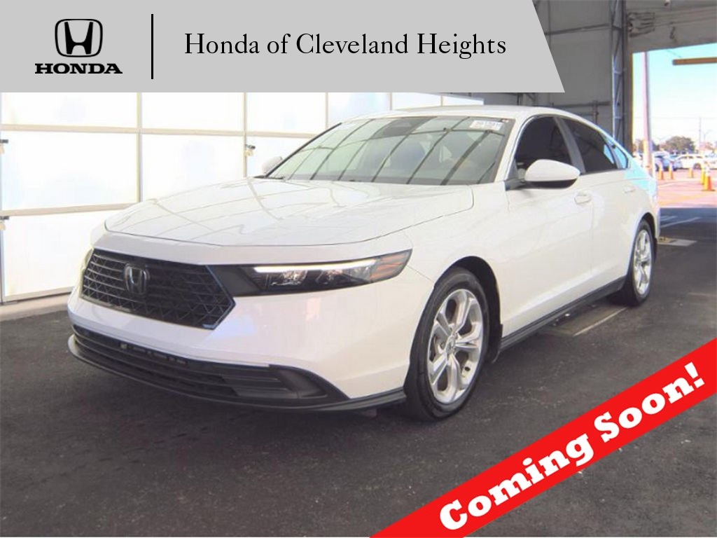 2025 Honda Accord LX's photo