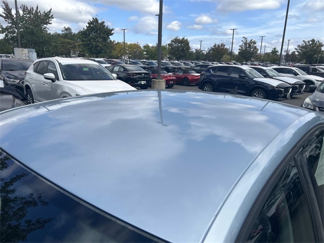 2012 Volkswagen Passat S photo 2
