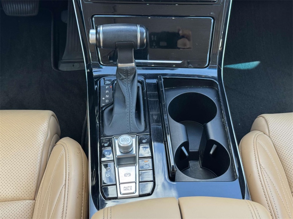 2020 Kia Cadenza Limited photo 17