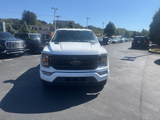 2023 Ford F-150 XLT photo 2