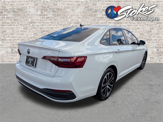 2023 Volkswagen Jetta 1.5T Sport photo 4
