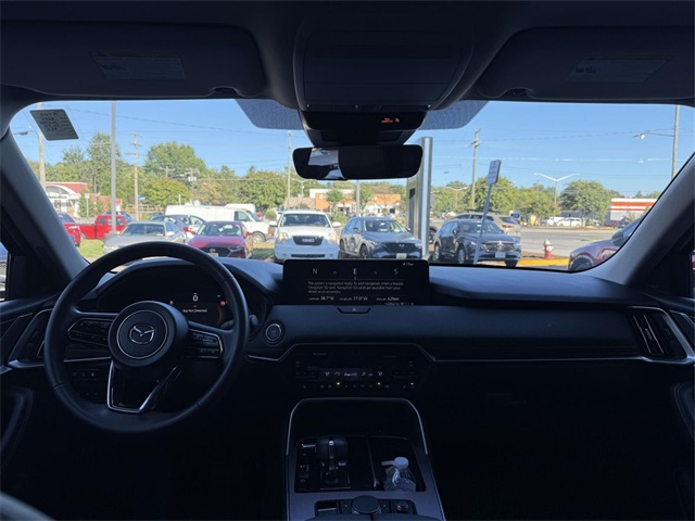2025 Mazda CX-70 Premium photo 2