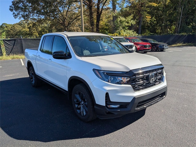 2025 Honda Ridgeline Sport photo 2