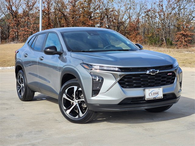 2024 Chevrolet Trax RS's photo